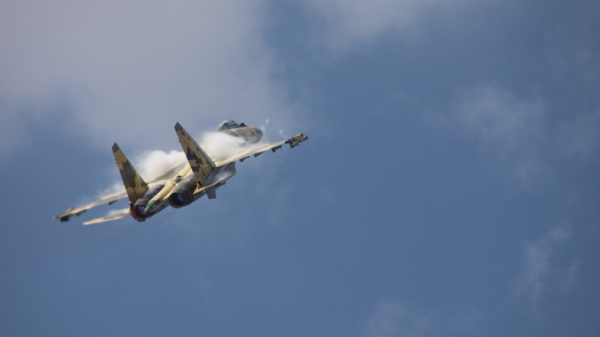 爱游戏app下载-林丹受邀参与校园羽毛球公益课，林丹羽毛球精彩视频