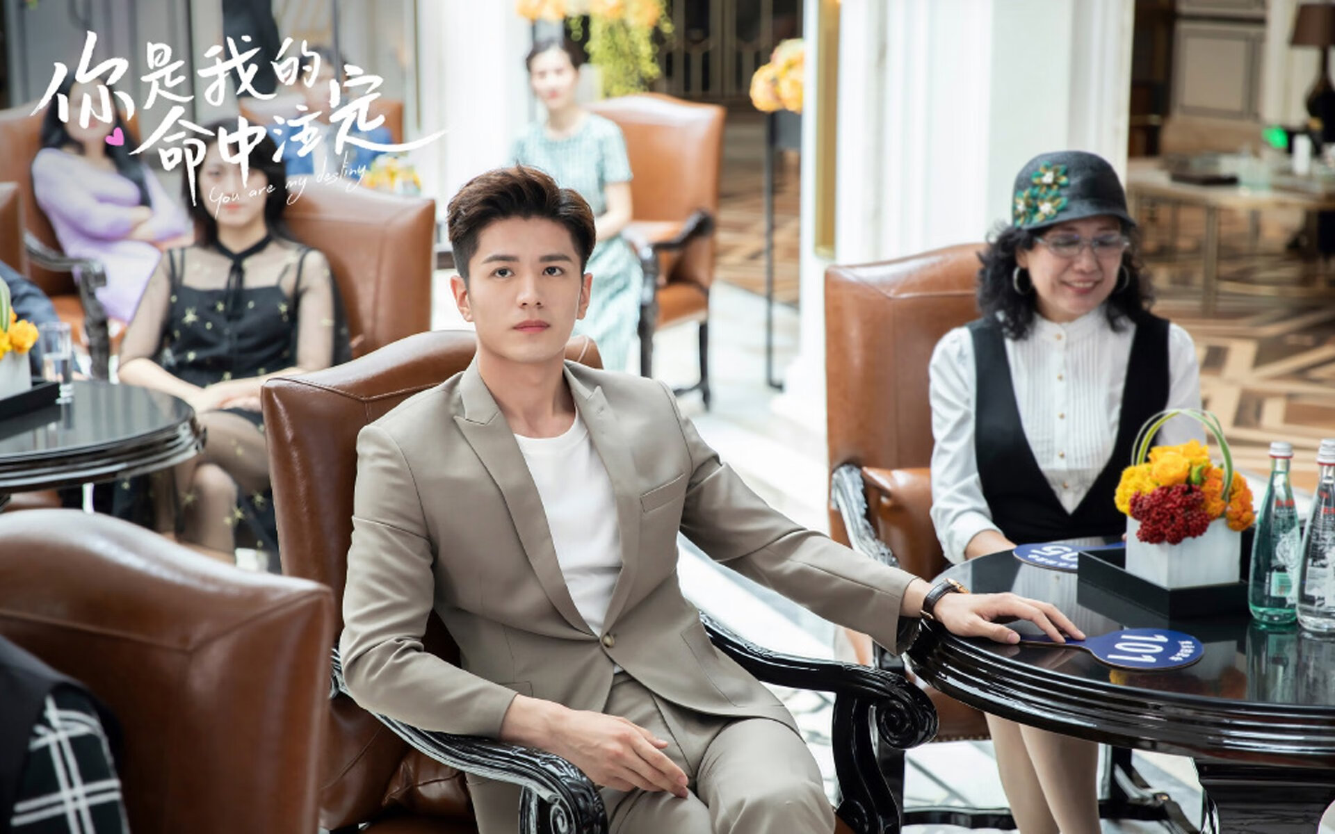 青训中心设立学生成长顾问提供学训生涯指导，青年成长训练营的总结